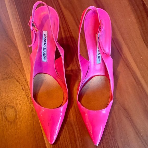 Manolo Blahnik Shoes - Manolo Blahnik slingback pumps